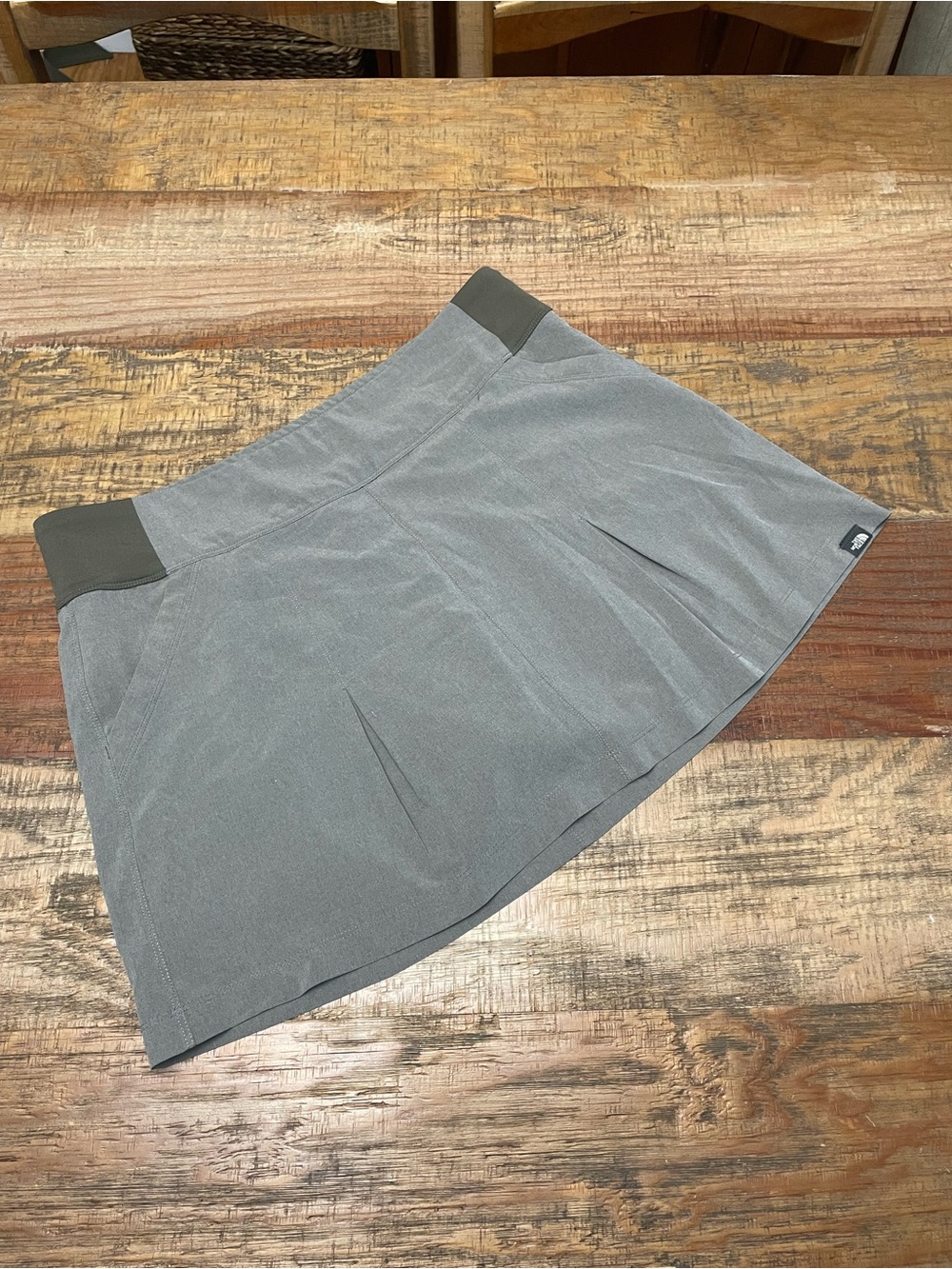 The North Face Taggart Skort with pockets size 10 Athleisure - Picture 1 of 9